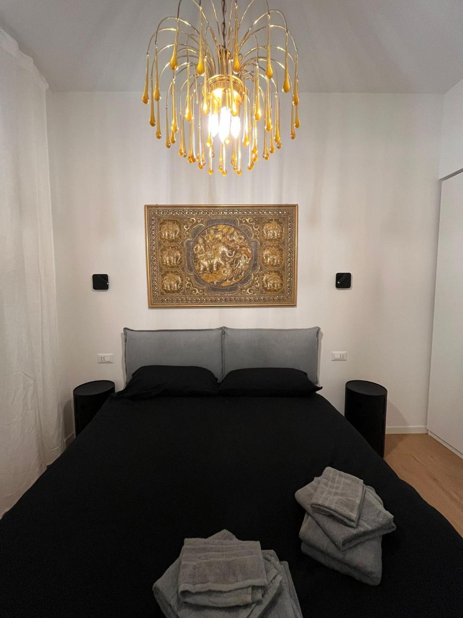 Trieste Centrale Luxury Apartament In Stile Moderno Exterior photo